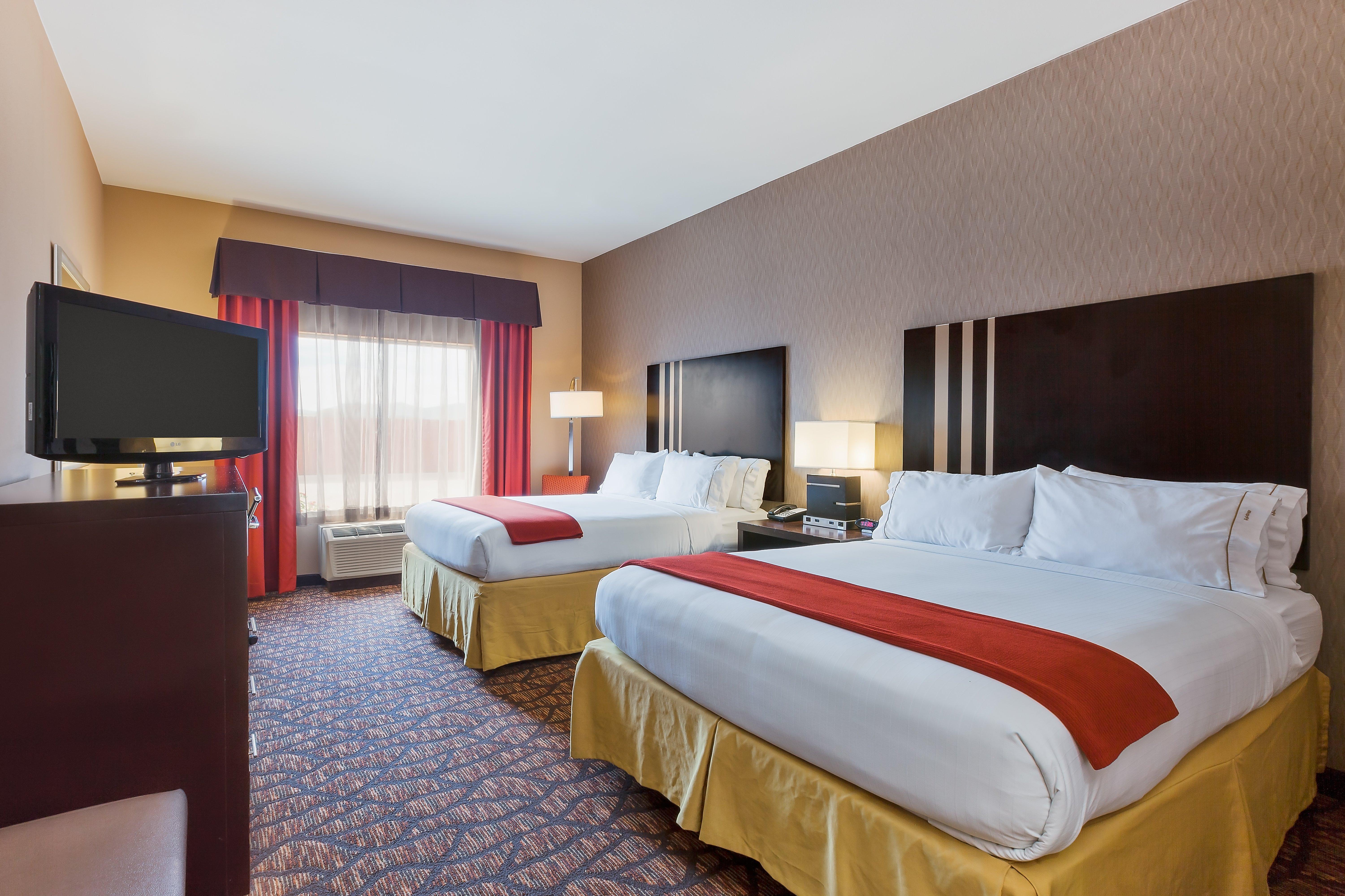 Holiday Inn Express And Suites Alpine By Ihg Exterior foto